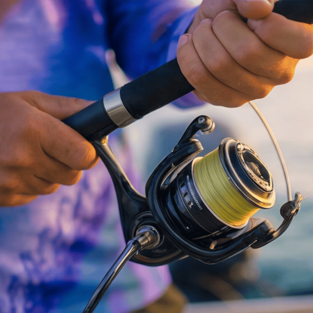 Salt Skins Men's Long Sleeve Hoodie Parrot Reef Dweller Men's Ultimate Performance Long Sleeve Fishing Hoodie