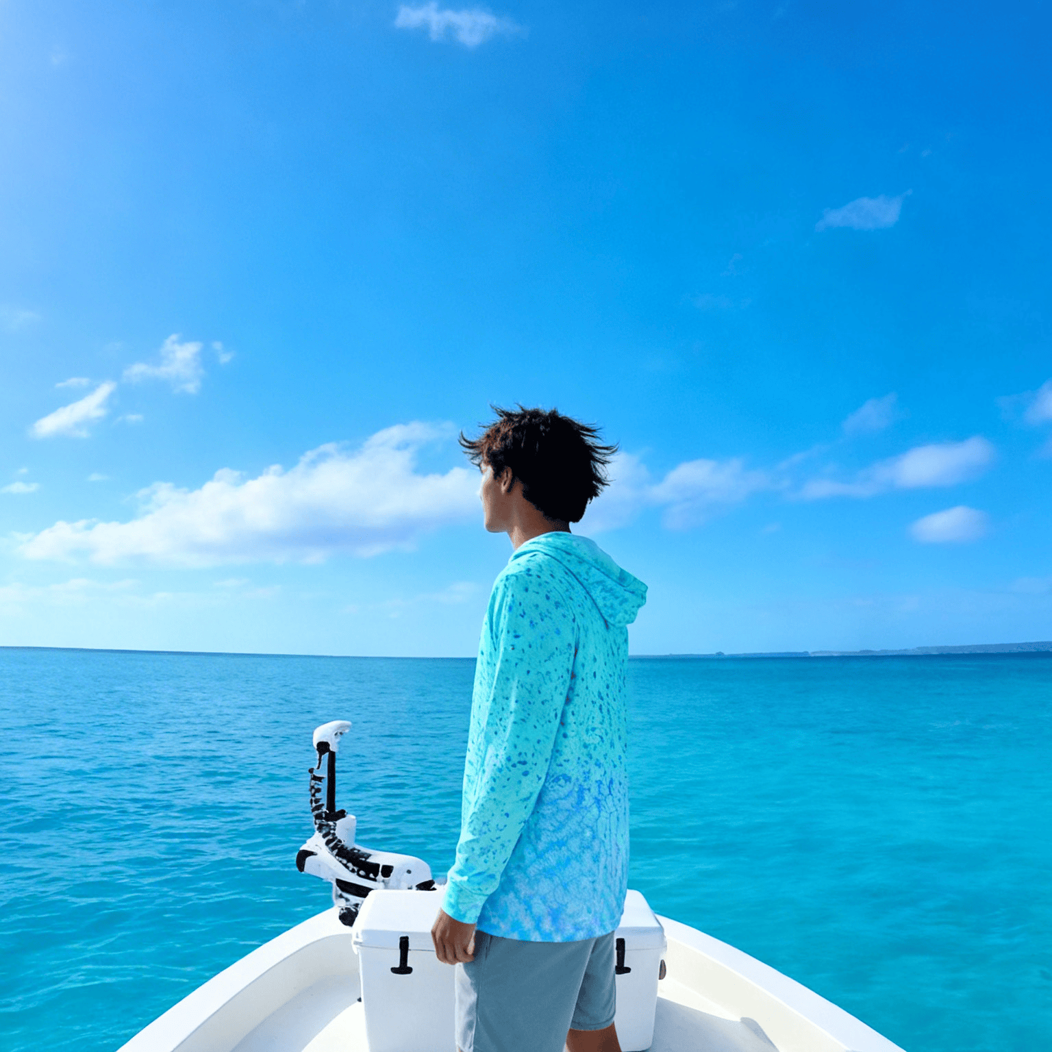 Salt Skins Men's Performance Hoodie Salty Blue Sky Series - The Ultimate Performance Men's Long Sleeve Fishing Shirt